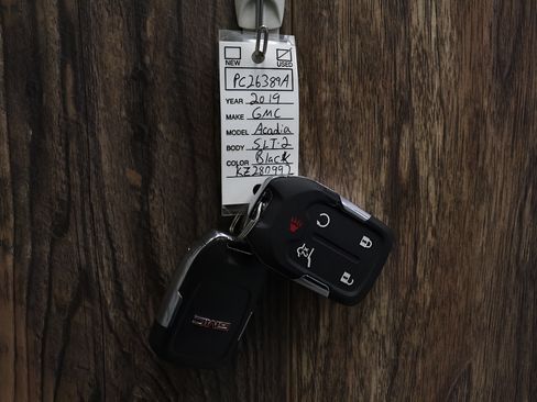 Used 2019 GMC Acadia SLT w/ LPO, Floor Liner Package FWD image 36