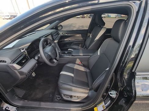 Used 2026 Toyota Camry SE image 11