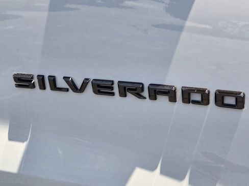 Used 2024 Chevrolet Silverado 1500 LT Trail Boss w/ LT Trail Boss Premium Package AWD/4WD image 21