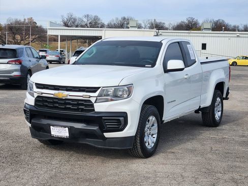 Used 2022 Chevrolet Colorado LT w/ Fleet Safety Package image 3