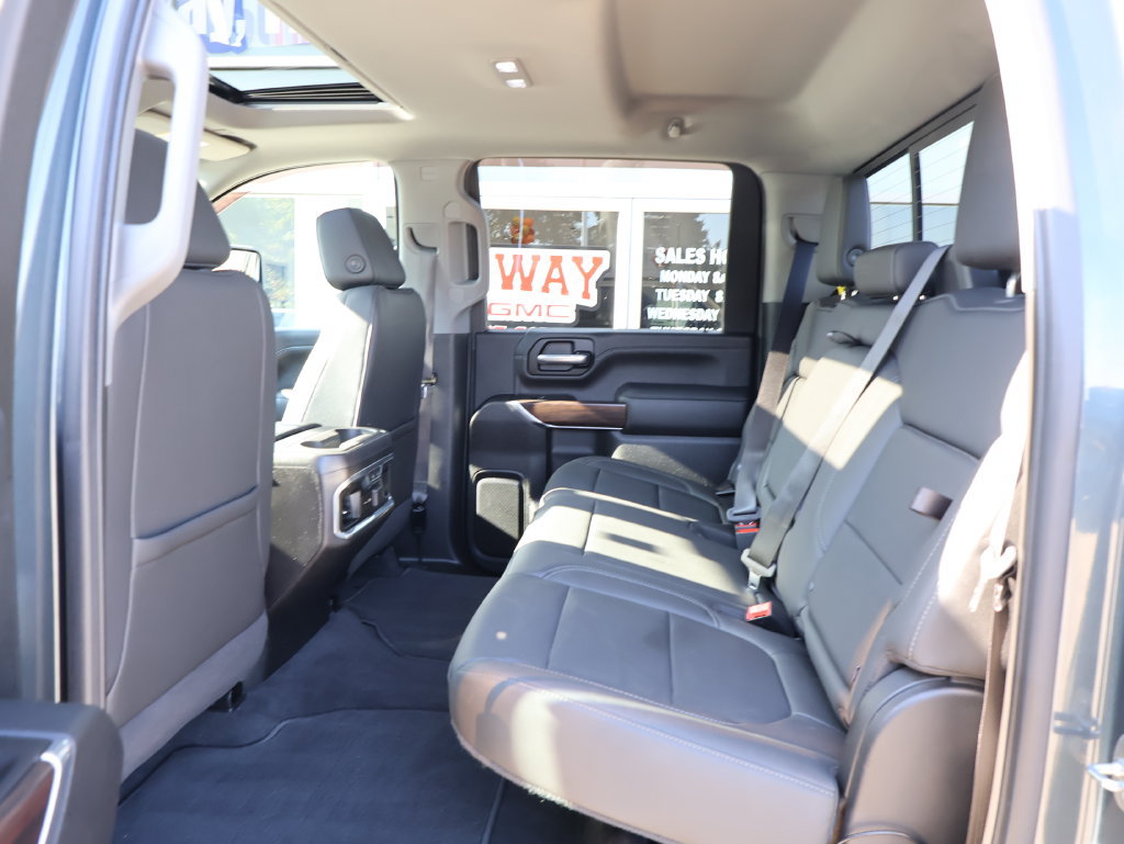 Used 2020 GMC Sierra 2500 SLT w/ SLT Premium Plus Package AWD/4WD image 29
