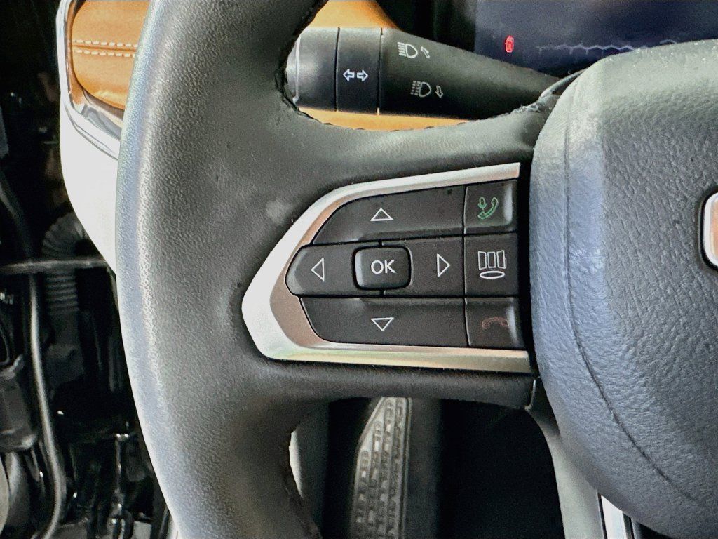 Used 2023 Jeep Compass Limited w/ Elite Group AWD/4WD image 25