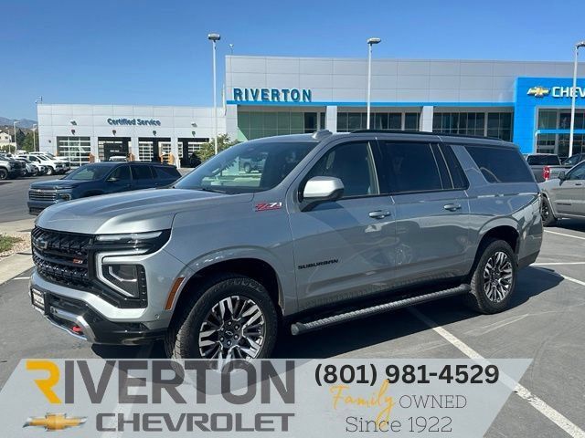 Certified 2025 Chevrolet Suburban Z71 AWD/4WD image 1