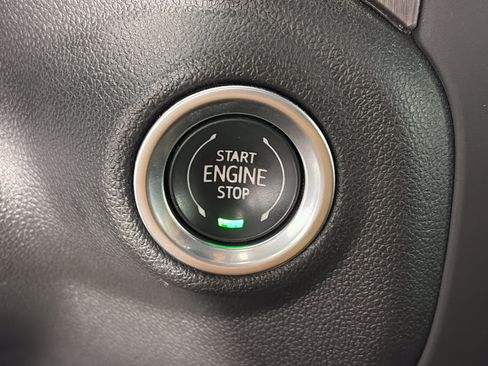 Used 2023 GMC Sierra 2500 AT4 w/ AT4 Premium Plus Package AWD/4WD image 31