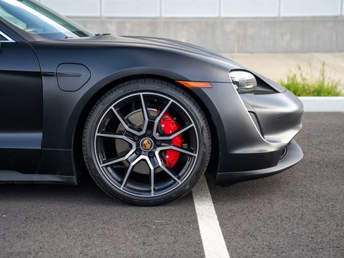 Certified 2023 Porsche Taycan 4S AWD/4WD image 9