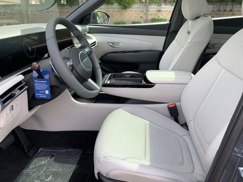 New 2026 Hyundai Tucson Limited AWD/4WD image 13