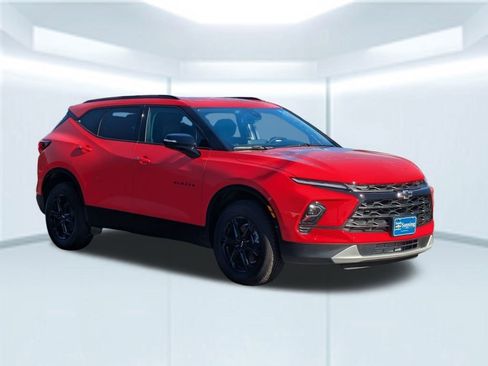 New 2025 Chevrolet Blazer LT w/ Midnight/Sport Edition image 8