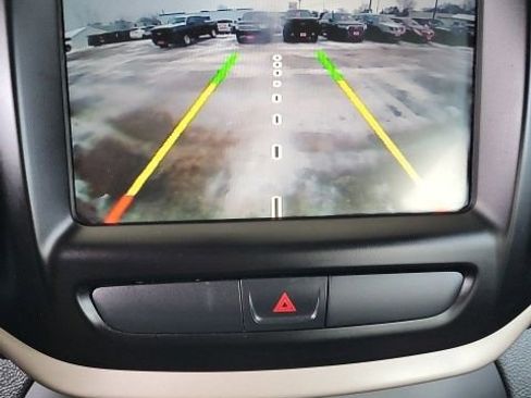 Used 2016 Jeep Cherokee Latitude w/ Cold Weather Group image 3