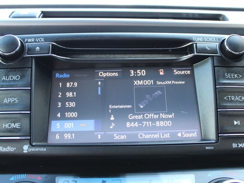 Used 2017 Toyota RAV4 XLE image 28