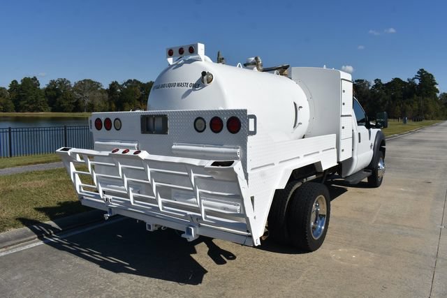 Used 2015 Ford F550 2WD Regular Cab Super Duty image 5