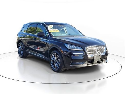 Used 2021 Lincoln Corsair AWD w/ Premium Package image 4