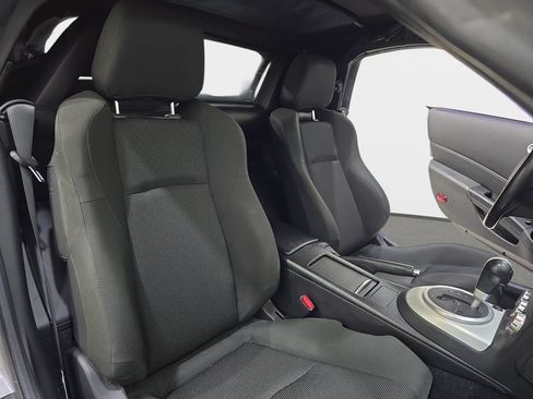 Used 2008 Nissan 350Z Enthusiast RWD image 12