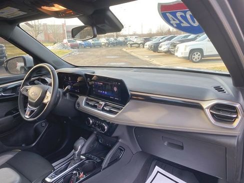 Used 2024 Chevrolet TrailBlazer ACTIV w/ Convenience Package image 28