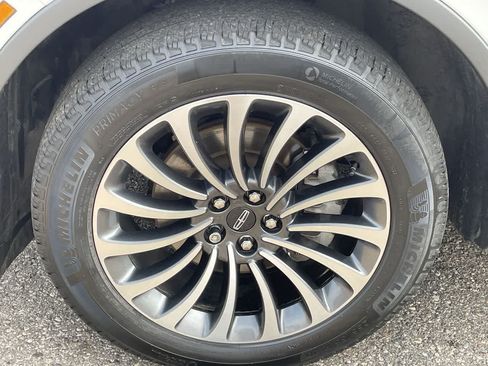 Used 2022 Lincoln Aviator Reserve w/ Elements Package Plus AWD/4WD image 41
