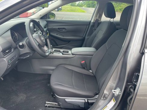 Used 2024 Nissan Sentra S FWD image 10