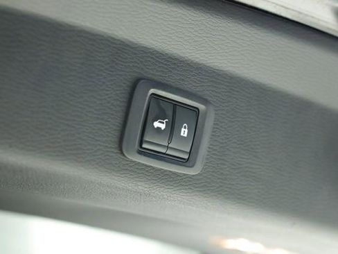 Used 2023 Mitsubishi Outlander SE FWD image 36