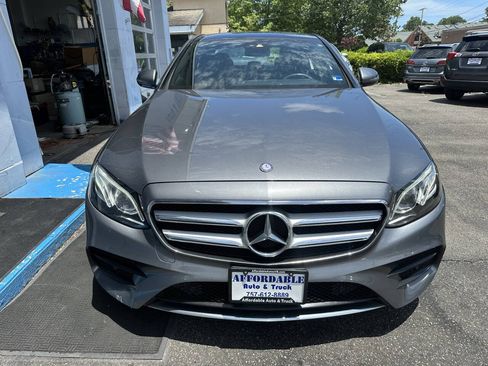 Used 2017 Mercedes-Benz E 300 4MATIC image 10