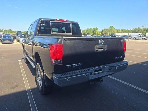 Used 2013 Nissan Titan SV w/ SV Premium Utility Pkg AWD/4WD image 6
