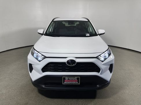 Certified 2025 Toyota RAV4 XLE FWD image 8