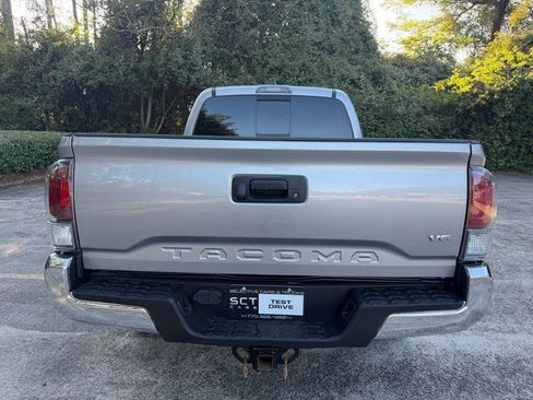 Used 2021 Toyota Tacoma TRD Off-Road image 6