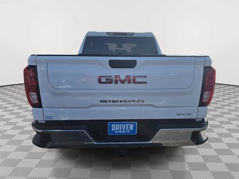 Used 2024 GMC Sierra 1500 SLE AWD/4WD image 5