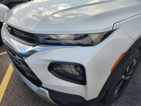 Used 2023 Chevrolet TrailBlazer LT FWD image 5