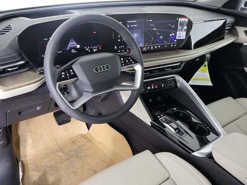 New 2025 Audi Q5 Premium Plus image 2