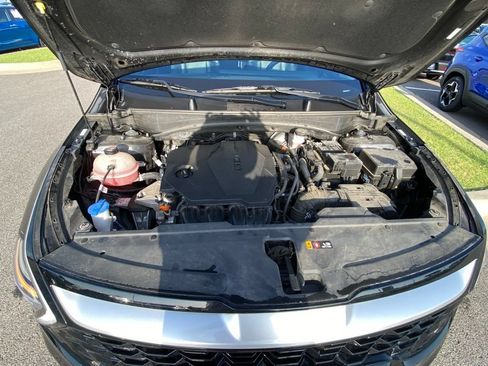 Certified 2024 Kia Sportage EX AWD/4WD image 29