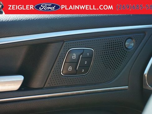 Used 2023 Ford Edge Titanium w/ Cargo Accessory Package AWD/4WD image 33