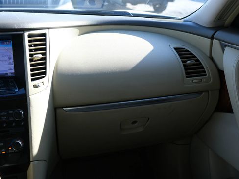 Used 2013 INFINITI FX37 FX37 Sport Utility 4D w/ Premium Pkg image 26