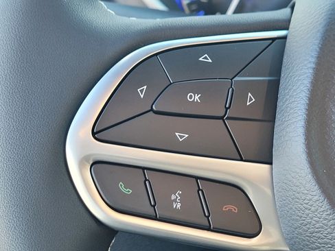 New 2026 Chrysler Pacifica Select image 20