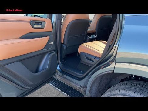New 2026 Nissan Armada SL w/ Captain's Chari Seat Package RWD image 43