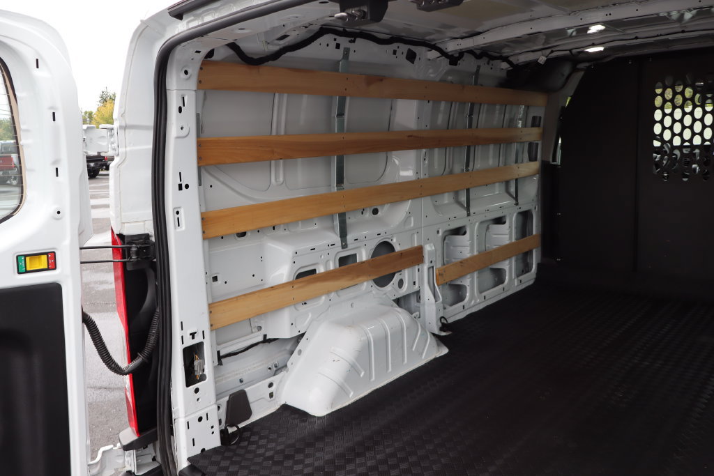 Used 2025 Ford Transit 250 Low Roof w/ Exterior Upgrade Package RWD image 18