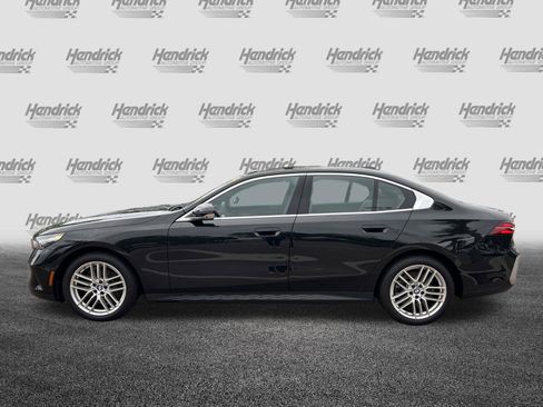 Used 2025 BMW 540i xDrive w/ Premium Package image 7