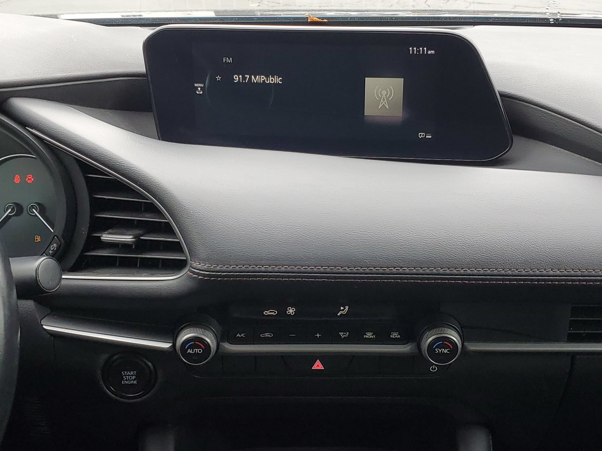 Used 2024 MAZDA MAZDA3 s FWD image 24