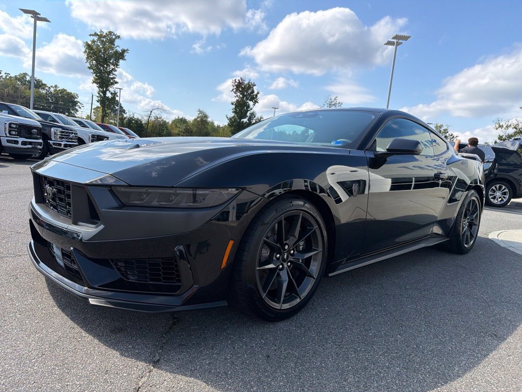 Used 2024 Ford Mustang Dark Horse RWD image 8