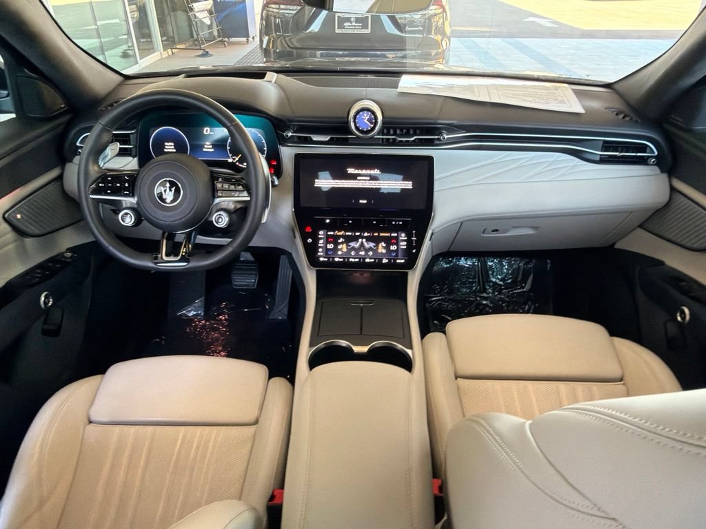 Certified 2023 Maserati Grecale Folgore AWD/4WD image 16