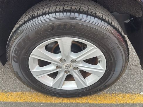 Used 2013 Toyota Highlander SE image 9