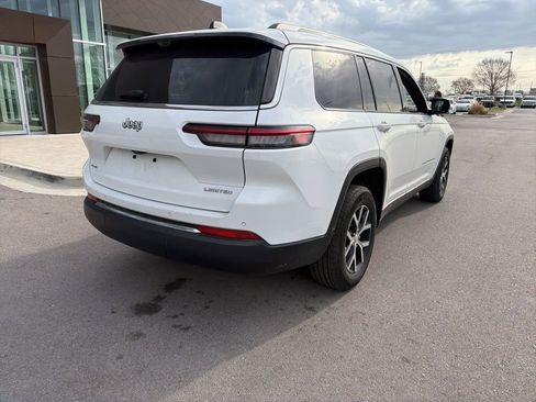 Used 2024 Jeep Grand Cherokee L Limited w/ Luxury Tech Group II image 9