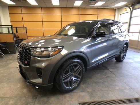 New 2026 Ford Explorer ST AWD/4WD image 3