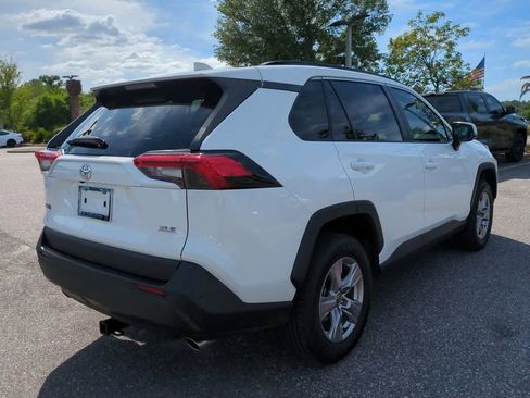 Certified 2022 Toyota RAV4 XLE w/ Convenience Package image 6