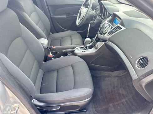 Used 2016 Chevrolet Cruze LT FWD image 20
