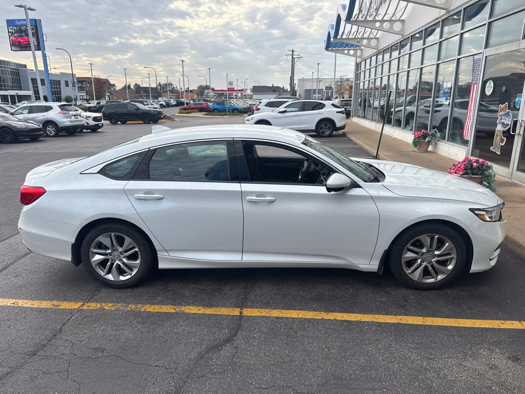 Used 2018 Honda Accord LX image 1