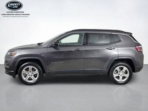 Used 2023 Jeep Compass Latitude w/ Convenience Group AWD/4WD image 6