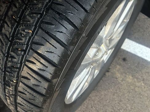 Used 2010 Toyota Sequoia Platinum image 2