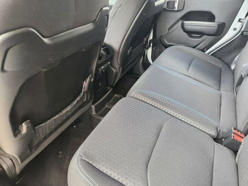 Used 2025 Jeep Wrangler Unlimited Rubicon 4xe w/ Safety Group AWD/4WD image 30