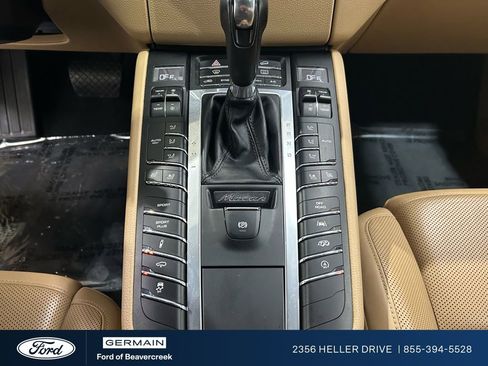 Used 2018 Porsche Macan image 20