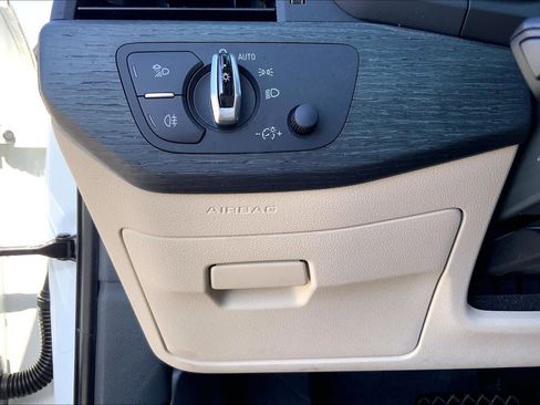 Used 2017 Audi A4 2.0T Ultra Premium image 32