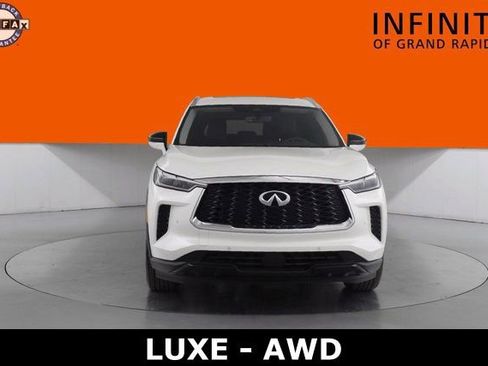 Used 2024 INFINITI QX60 Luxe image 2