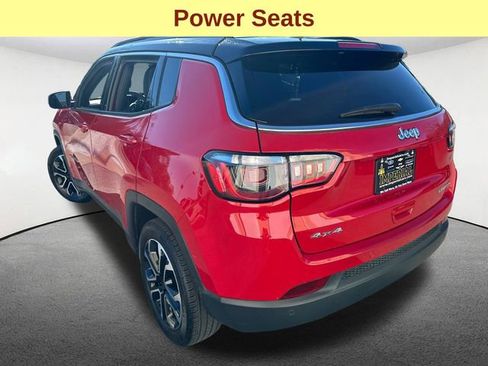 Used 2023 Jeep Compass Limited image 9